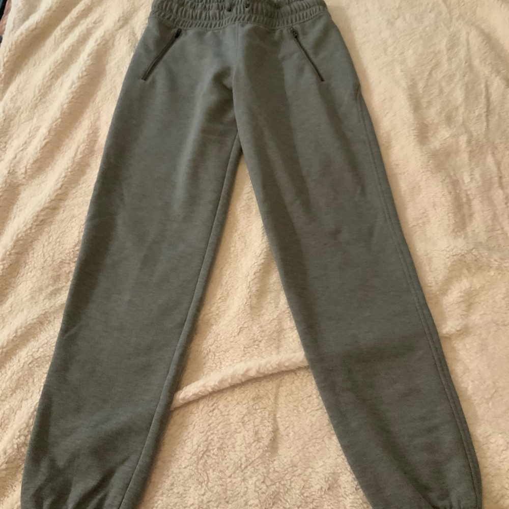 Athleta Bounce Back Joggers - Grey - Small